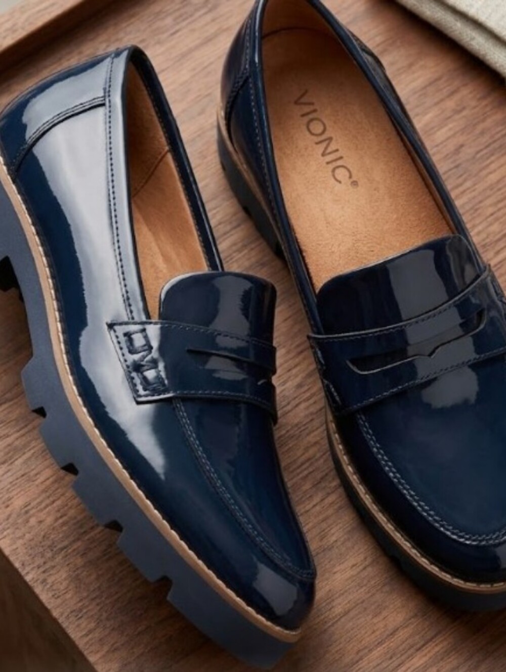 Vionic Navy Patent Leather Penny Loafers with Lug Sole (9) Classic Fall Comfy